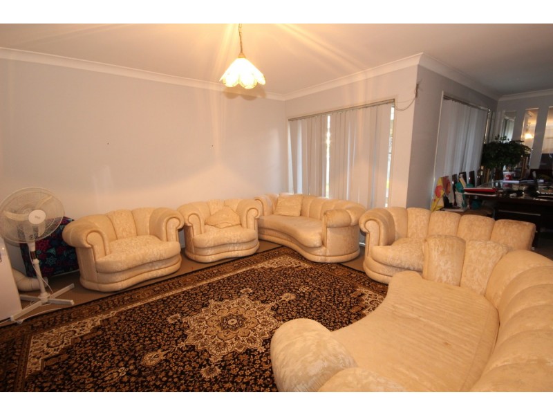 2 Currajong Street, Calamvale QLD 4116