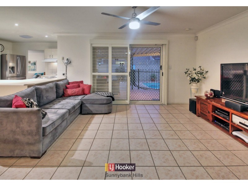 36 Waterlily Place, Calamvale QLD 4116