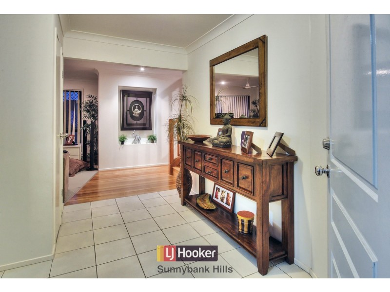 32 Leelaben Place, Eight Mile Plains QLD 4113