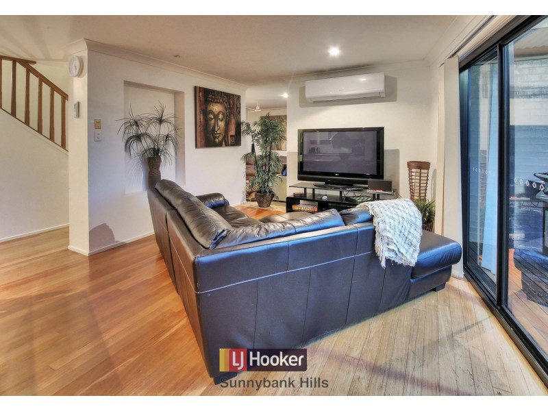 32 Leelaben Place, Eight Mile Plains QLD 4113