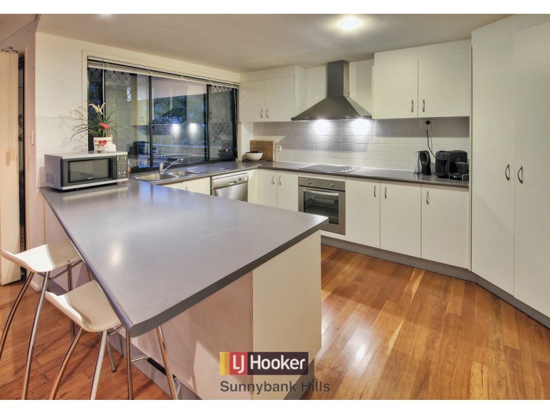 32 Leelaben Place, Eight Mile Plains QLD 4113