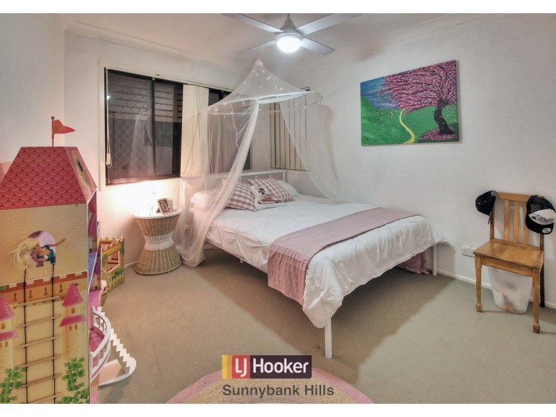 32 Leelaben Place, Eight Mile Plains QLD 4113