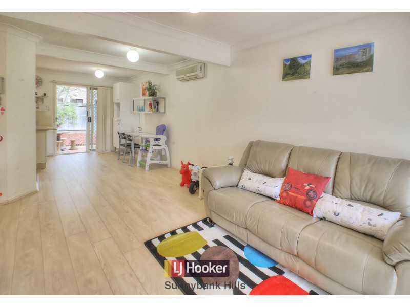 20/8 Honeysuckle Way, Calamvale QLD 4116