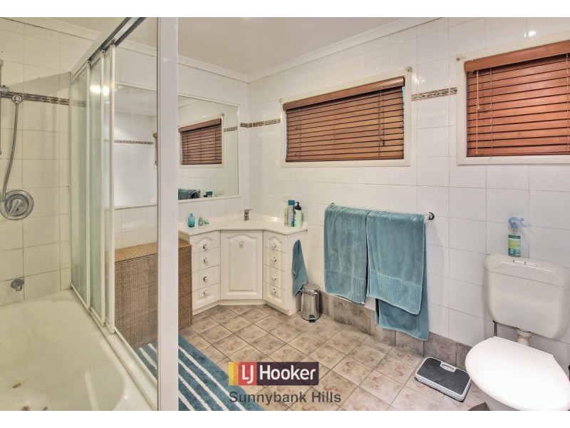46 Narelle Crescent, Rochedale South QLD 4123