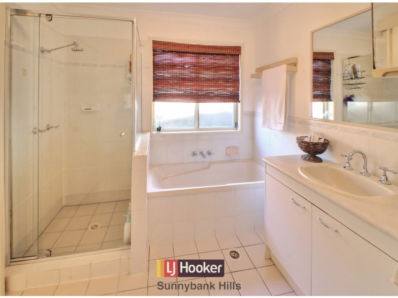 91 The Village Avenue, Coopers Plains QLD 4108