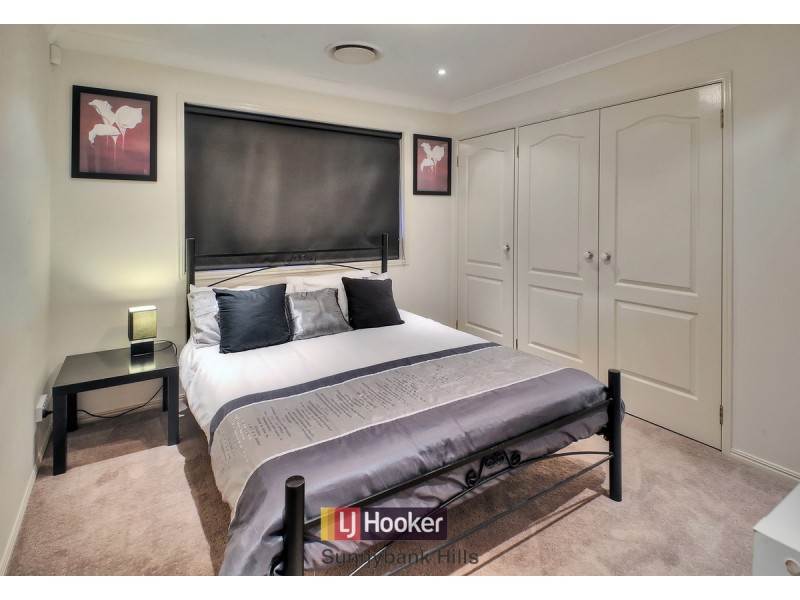 66 Juniper Circuit, Stretton QLD 4116
