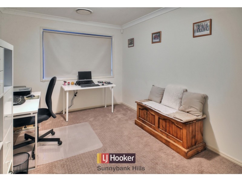 66 Juniper Circuit, Stretton QLD 4116