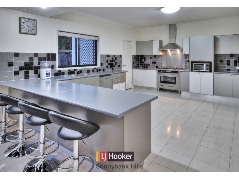 49 Mt Archer Road, Parkinson QLD 4115