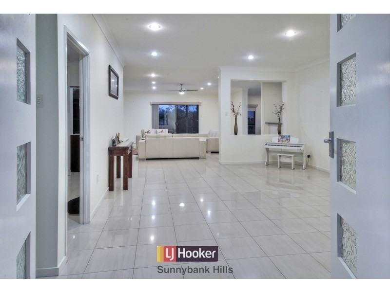 49 Mt Archer Road, Parkinson QLD 4115