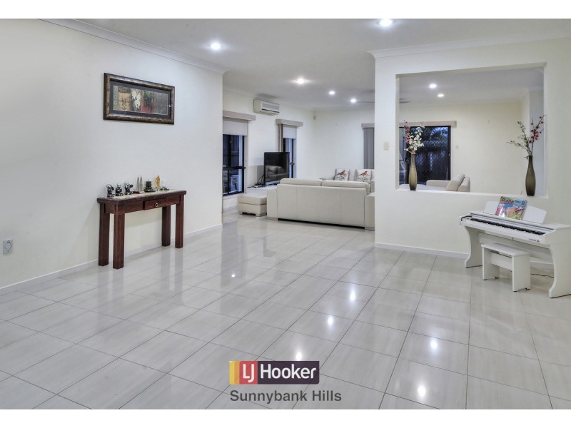 49 Mt Archer Road, Parkinson QLD 4115