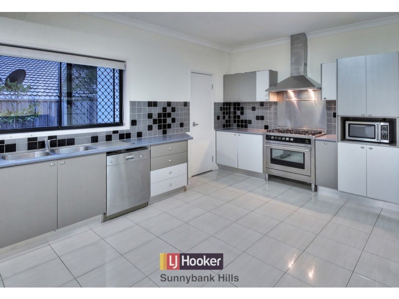 49 Mt Archer Road, Parkinson QLD 4115