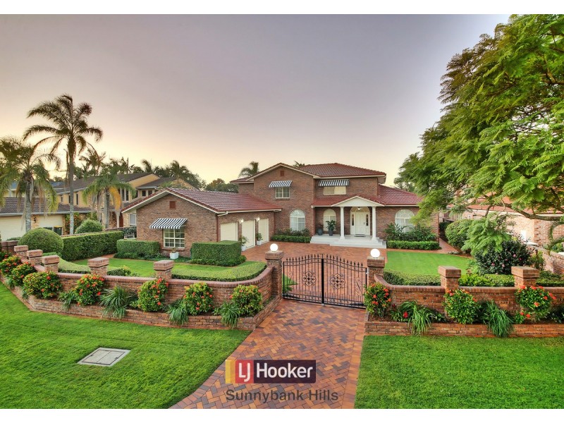 20 Delfin Drive, Macgregor QLD 4109