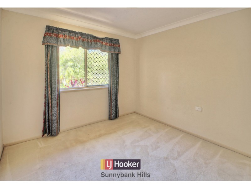 110 Lancaster Circuit, Stretton QLD 4116