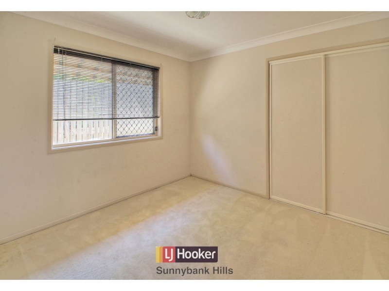 110 Lancaster Circuit, Stretton QLD 4116