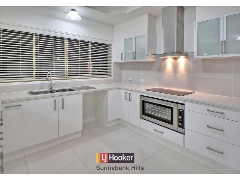 43 Birchwood Place, Stretton QLD 4116