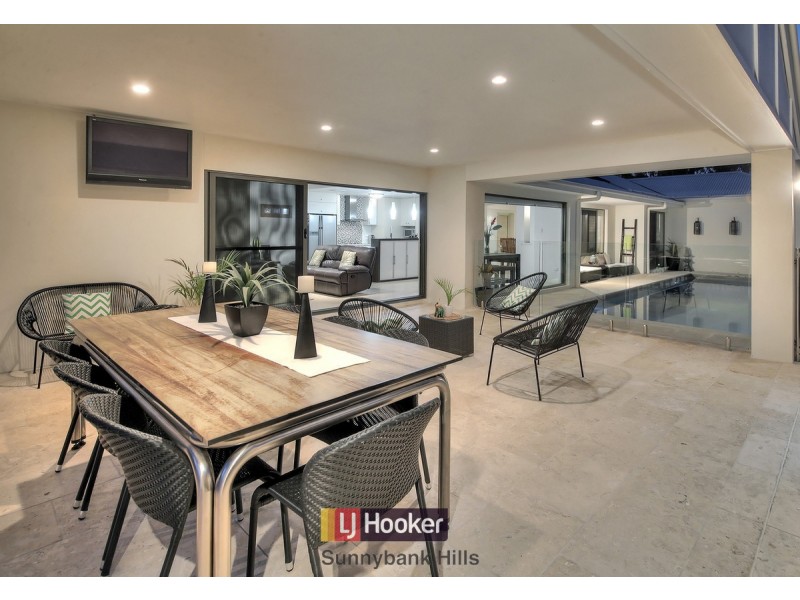 17 Nungatta Court, Parkinson QLD 4115