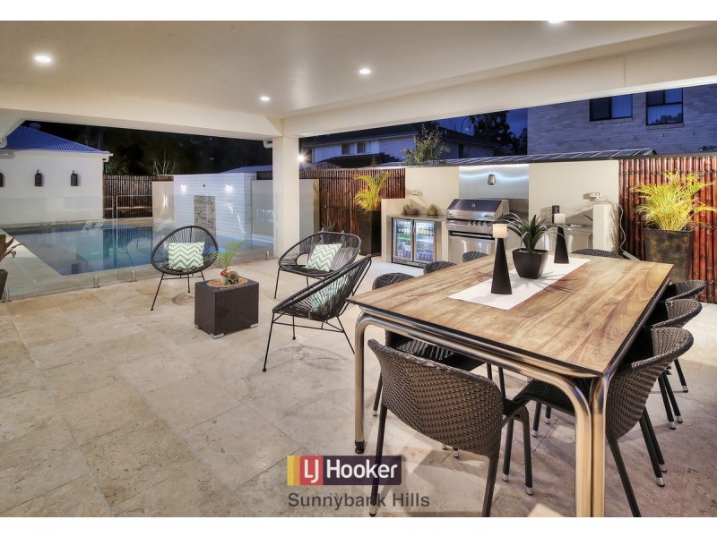 17 Nungatta Court, Parkinson QLD 4115