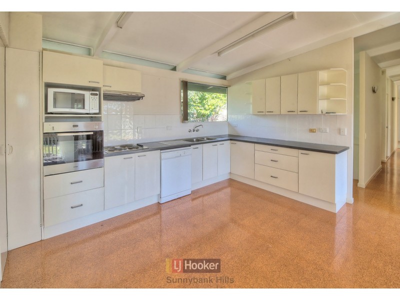 87 Pinelands Road, Sunnybank Hills QLD 4109