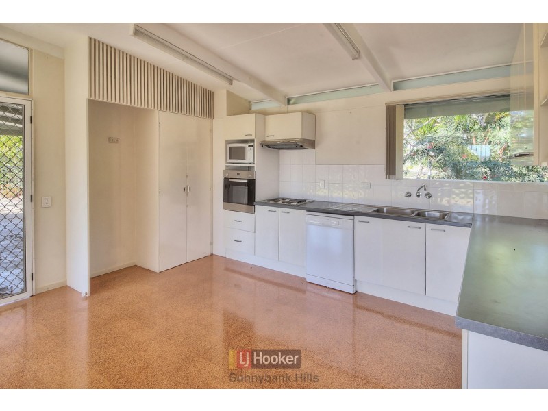 87 Pinelands Road, Sunnybank Hills QLD 4109