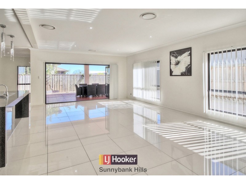 16 Peachtree Place, Stretton QLD 4116