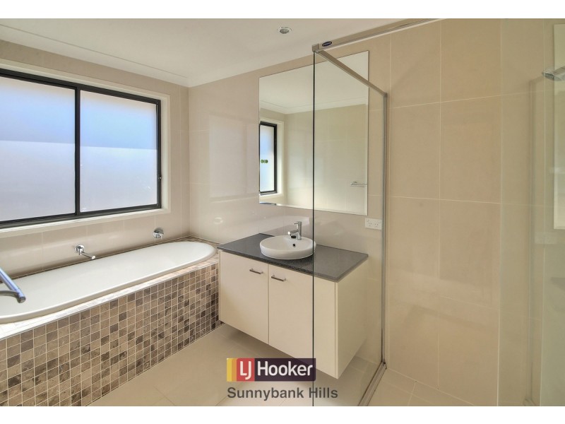 16 Peachtree Place, Stretton QLD 4116