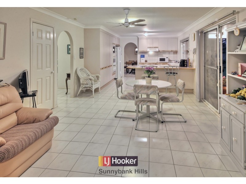 120 Penson Street, Stretton QLD 4116