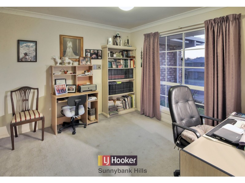 120 Penson Street, Stretton QLD 4116