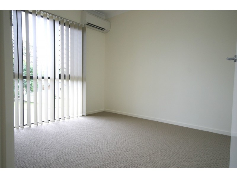 2/7 Selsey Street, Runcorn QLD 4113