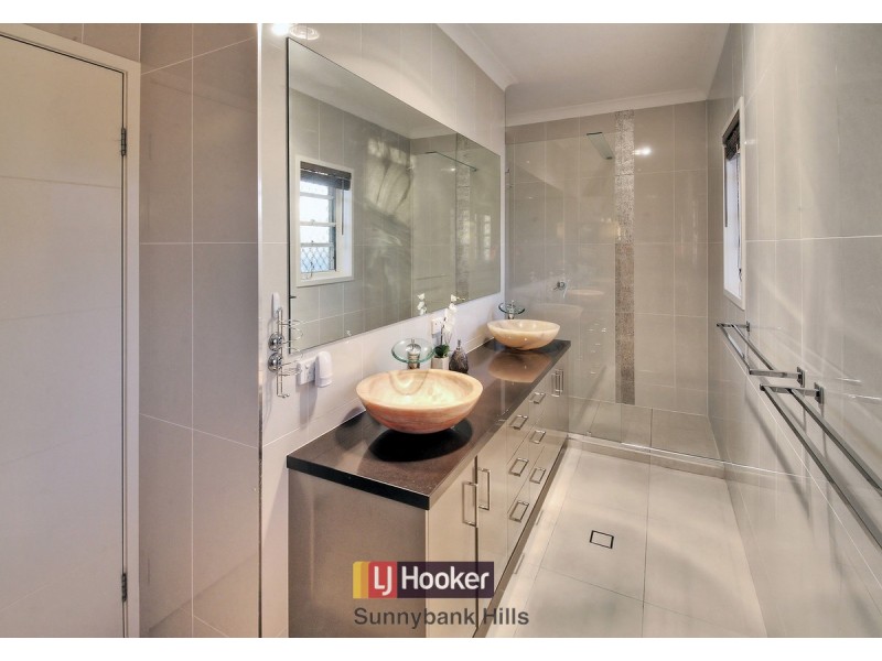 97 Alan Crescent, Eight Mile Plains QLD 4113