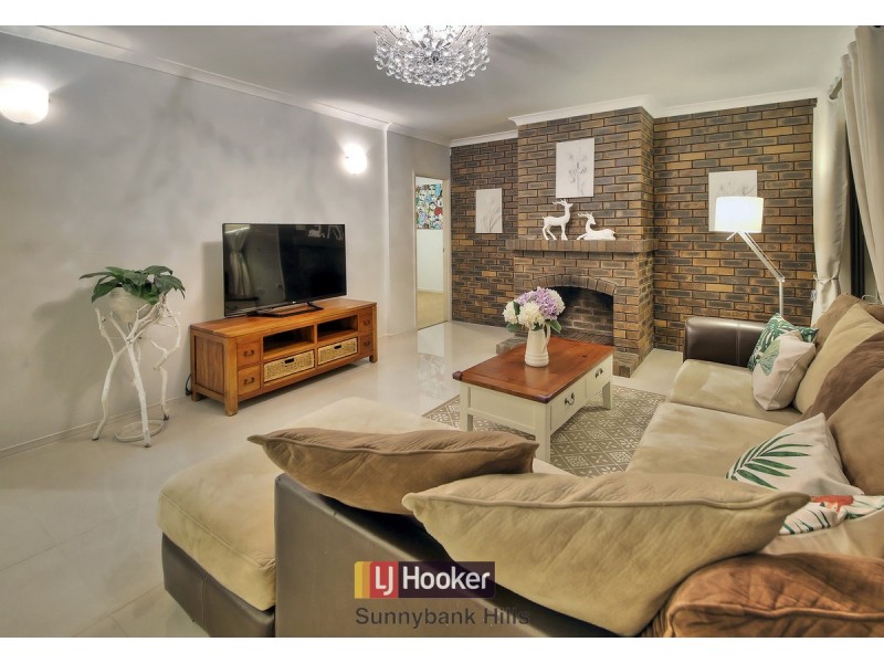 22 Snowberry Street, Sunnybank Hills QLD 4109