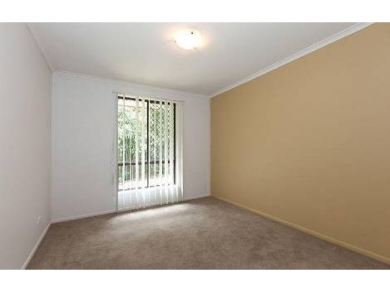 343 Winstanley Street, Carindale QLD 4152