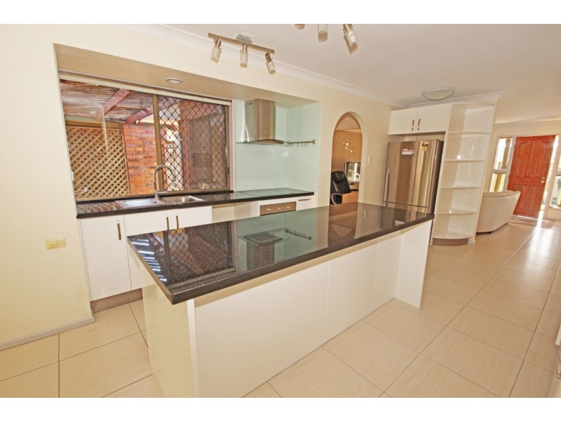 12 Bramwell Street, Eight Mile Plains QLD 4113