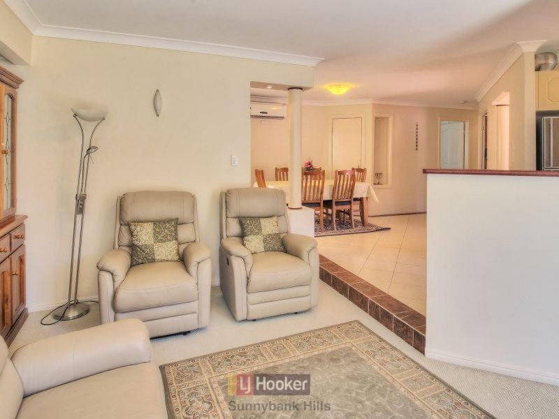 35 Mandarin Street, Coopers Plains QLD 4108