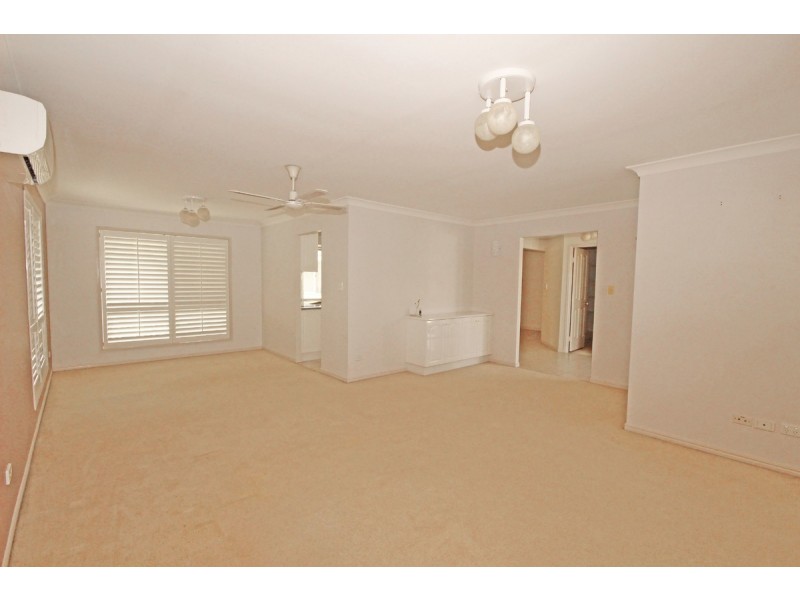 15 Michigan Crescent, Parkinson QLD 4115
