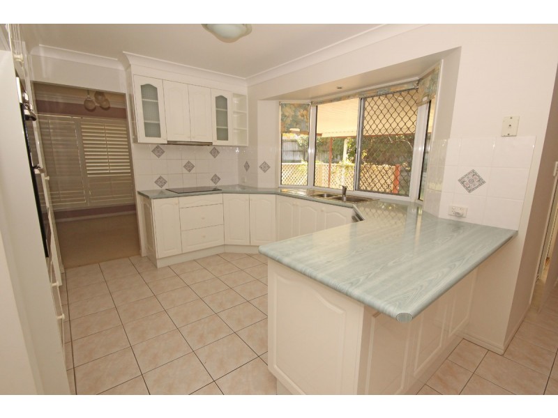 15 Michigan Crescent, Parkinson QLD 4115