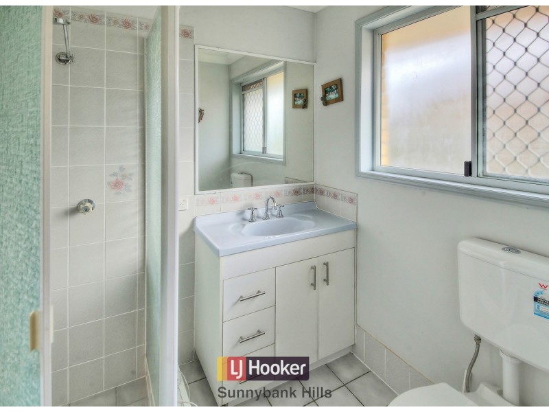 2 Solandra Crescent, Calamvale QLD 4116