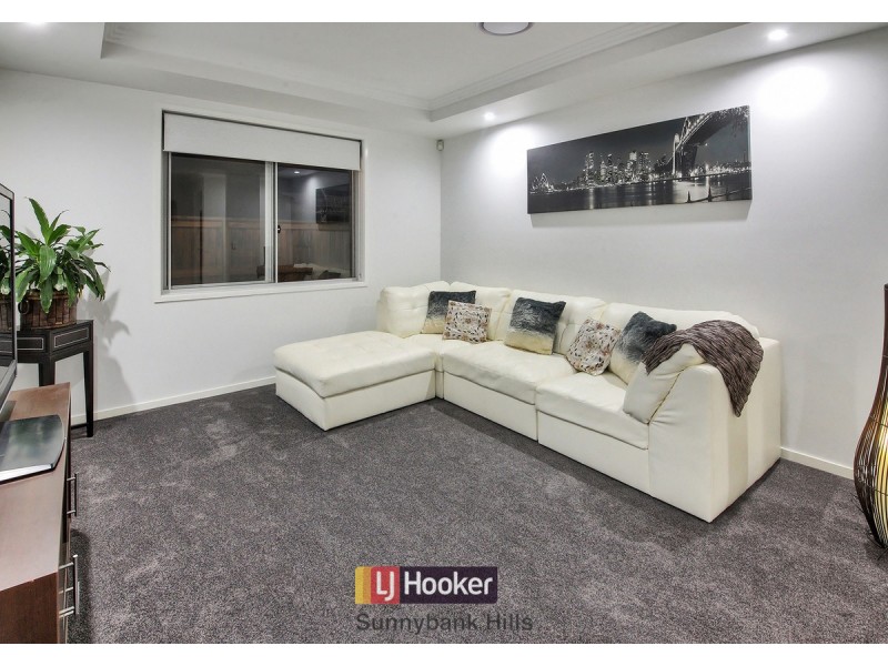 27 Peachtree Place, Stretton QLD 4116