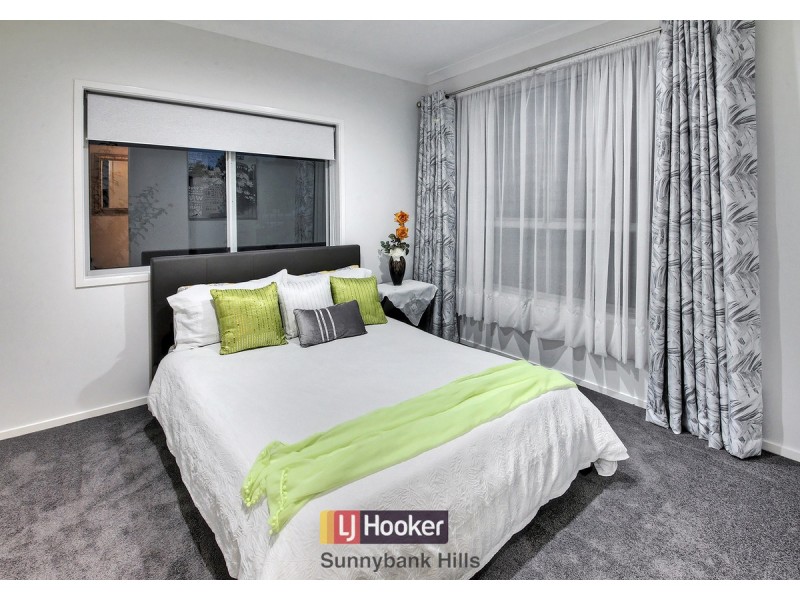 27 Peachtree Place, Stretton QLD 4116