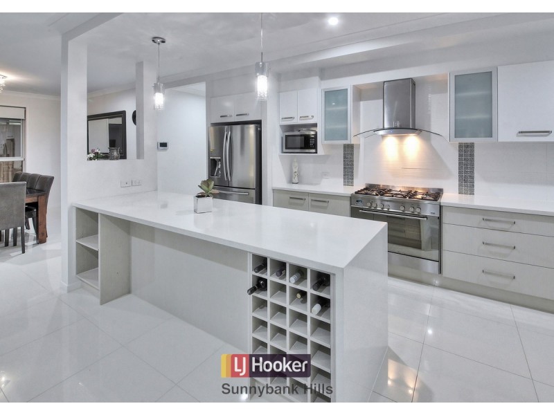 27 Peachtree Place, Stretton QLD 4116