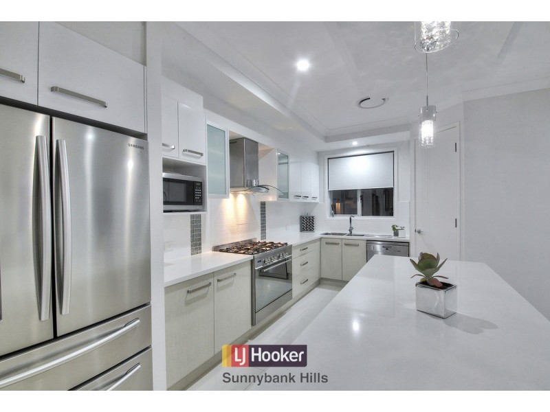 27 Peachtree Place, Stretton QLD 4116