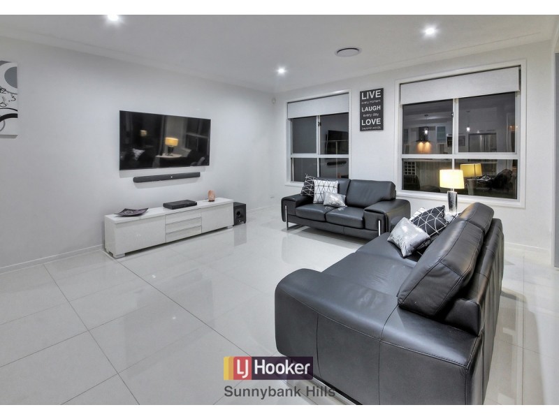 27 Peachtree Place, Stretton QLD 4116