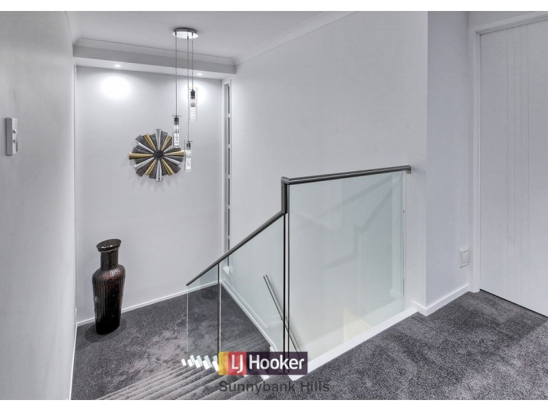 27 Peachtree Place, Stretton QLD 4116