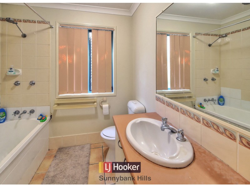 22 Tyrone Street, Acacia Ridge QLD 4110
