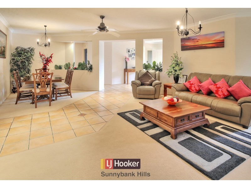 6 Cumberland Place, Parkinson QLD 4115