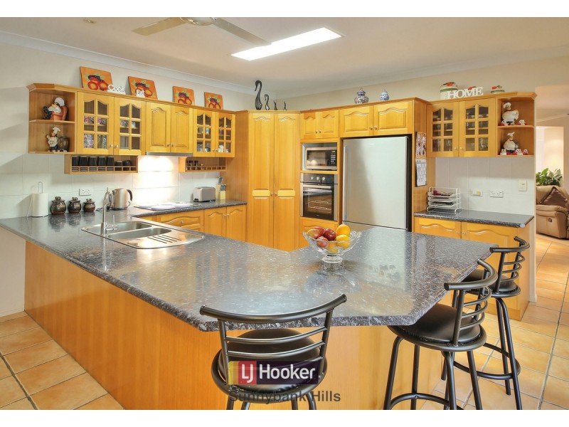 6 Cumberland Place, Parkinson QLD 4115