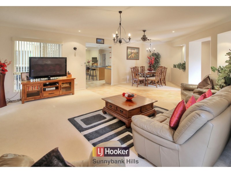 6 Cumberland Place, Parkinson QLD 4115