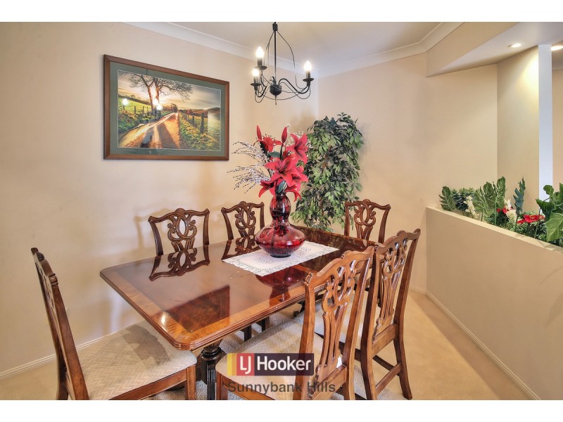 6 Cumberland Place, Parkinson QLD 4115