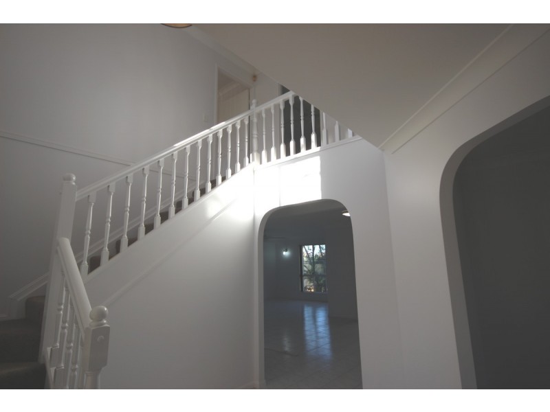 11 Gulubia Place, Calamvale QLD 4116