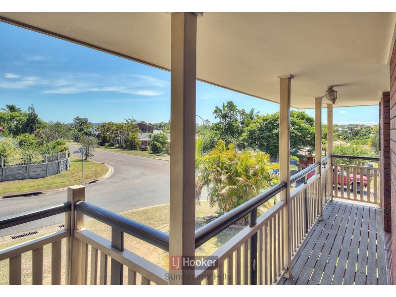 2 Boorala Crescent, Eight Mile Plains QLD 4113