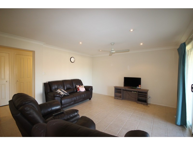 60 Kalbarri Street, Parkinson QLD 4115